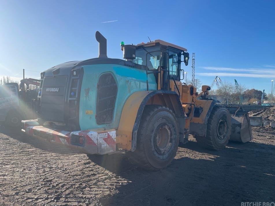 Incarcator frontal - Hyundai HL970A