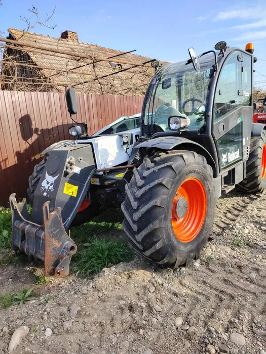 Bobcat TL38.70X – Încărcător telescopic 2017