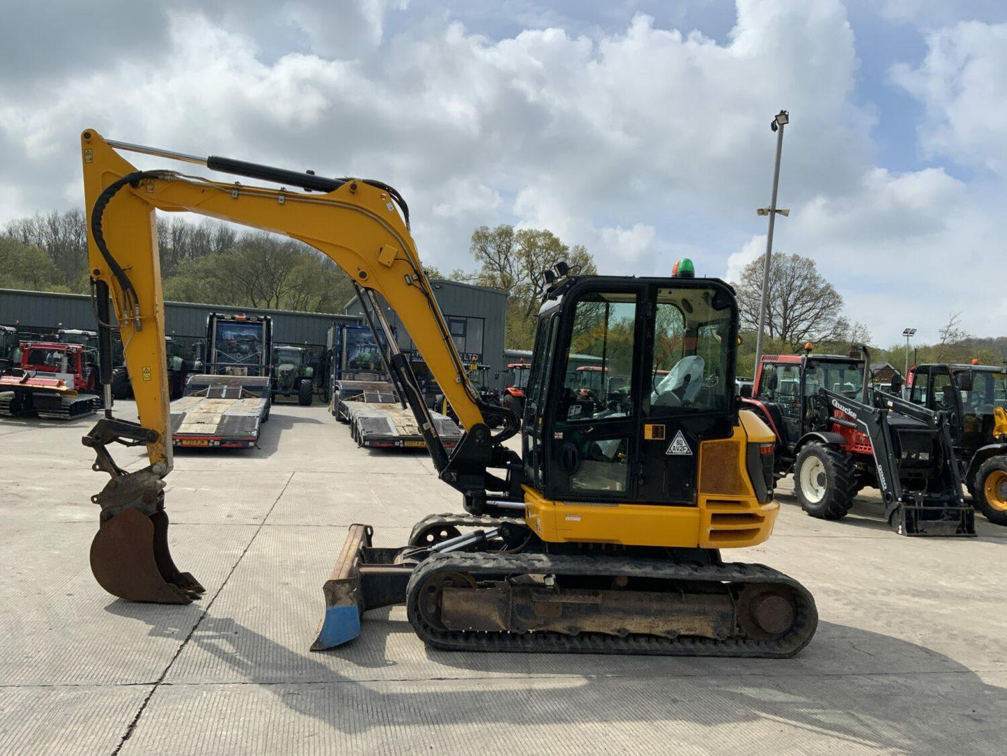 MIDIEXCAVATOR JCB 86C-1 - VASTech Machinery