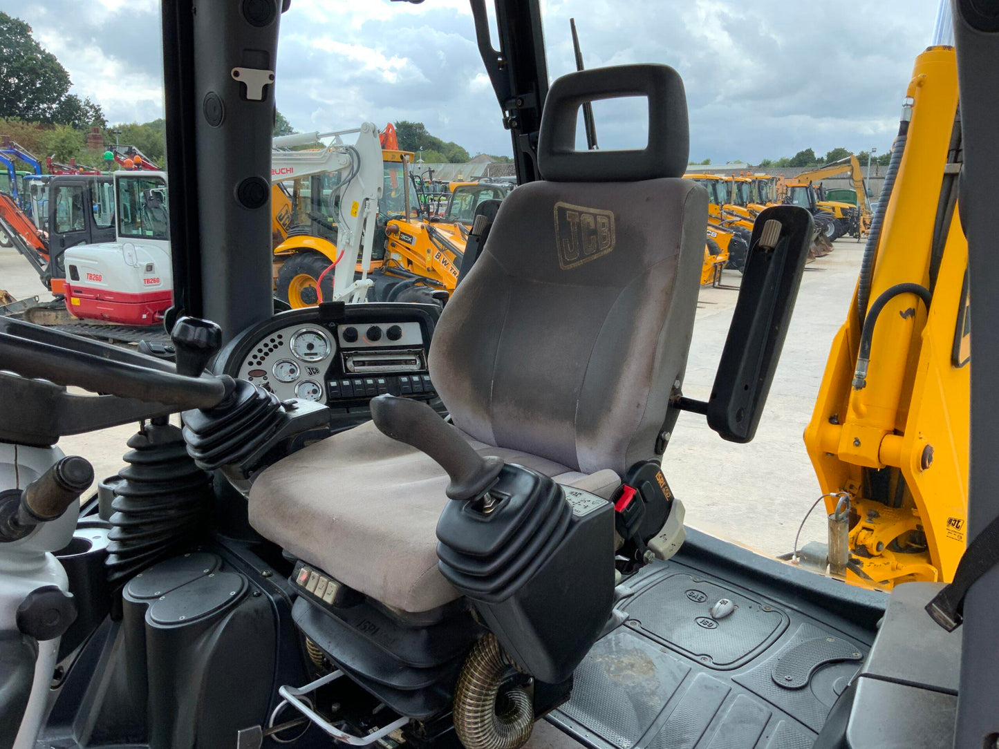 BULDOEXCAVATOR JCB 3CX JOYSTICK - VASTech Machinery