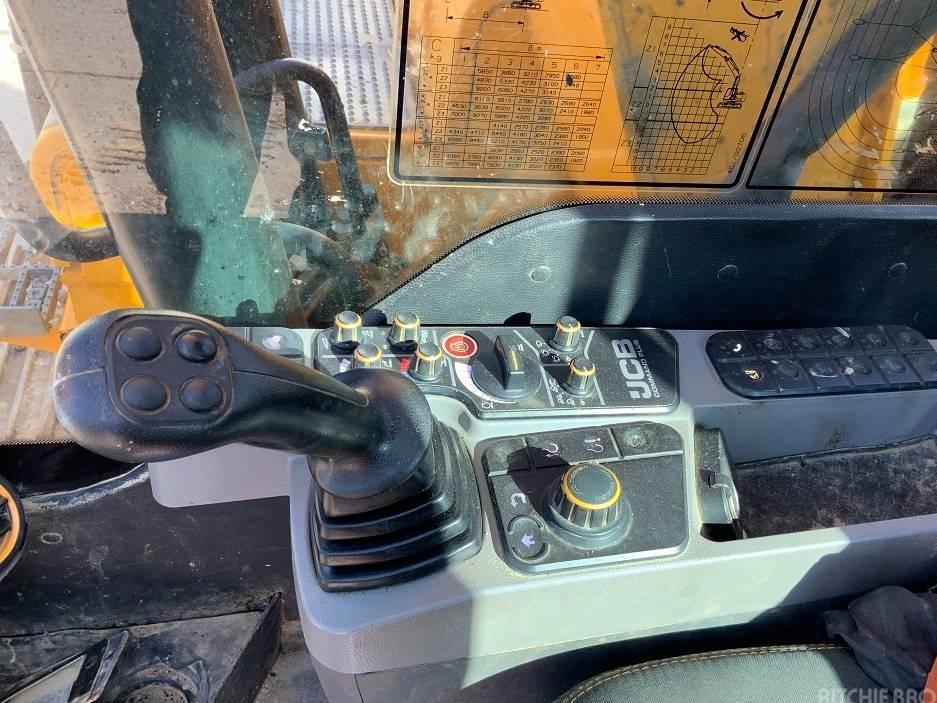 Excavator pe senile - JCB 140X LC