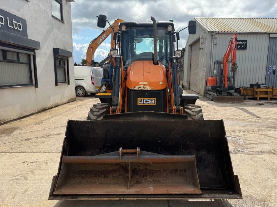Buldoexcavator - JCB 3 CX Compact Plus