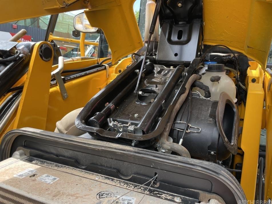Buldoexcavator - JCB 3 CX Sitemaster Plus 81 kW Engine