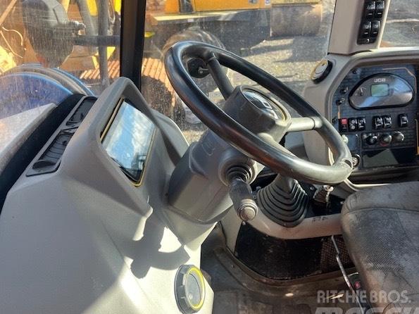 Buldoexcavator - JCB 3CX Compact