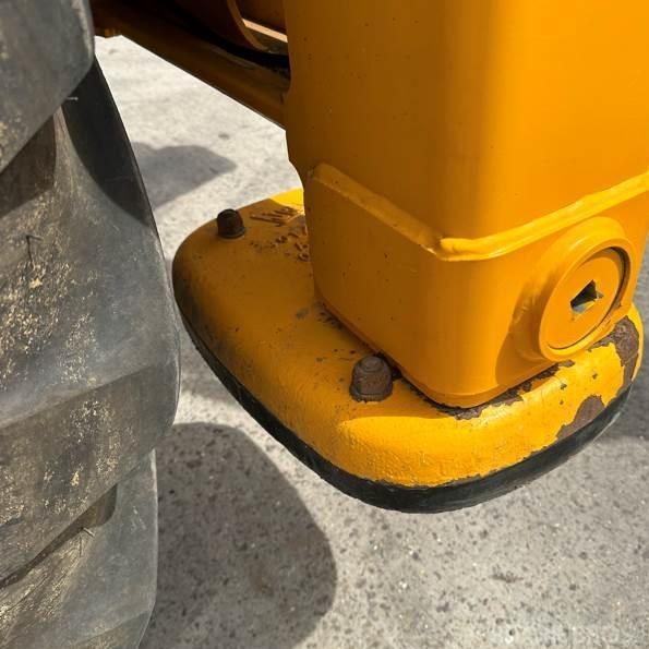 Buldoexcavator - JCB 3CX Plus