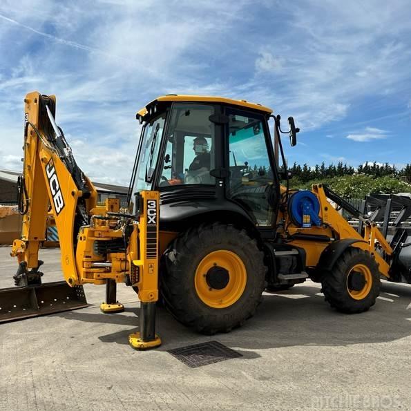 Buldoexcavator - JCB 3CX Plus