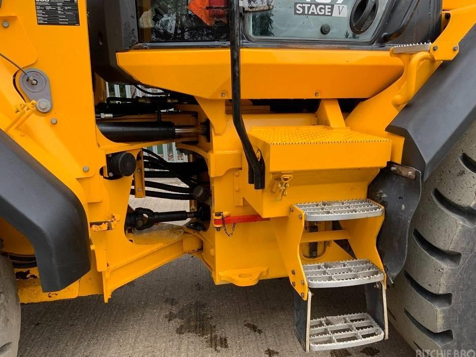 Incarcator frontal - JCB 437 HT