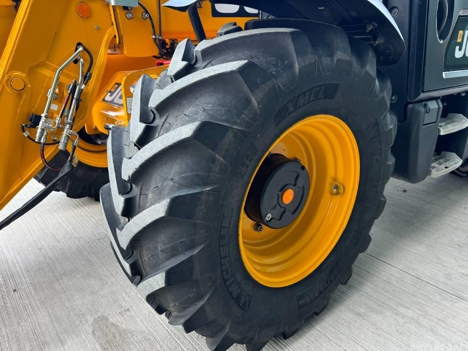 Incarcator telescopic - JCB 532-70 Agri Xtra