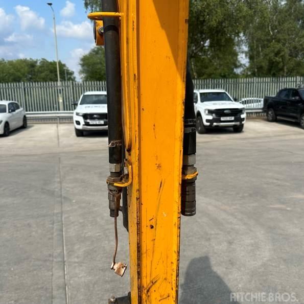 Miniexcavator - JCB 8026