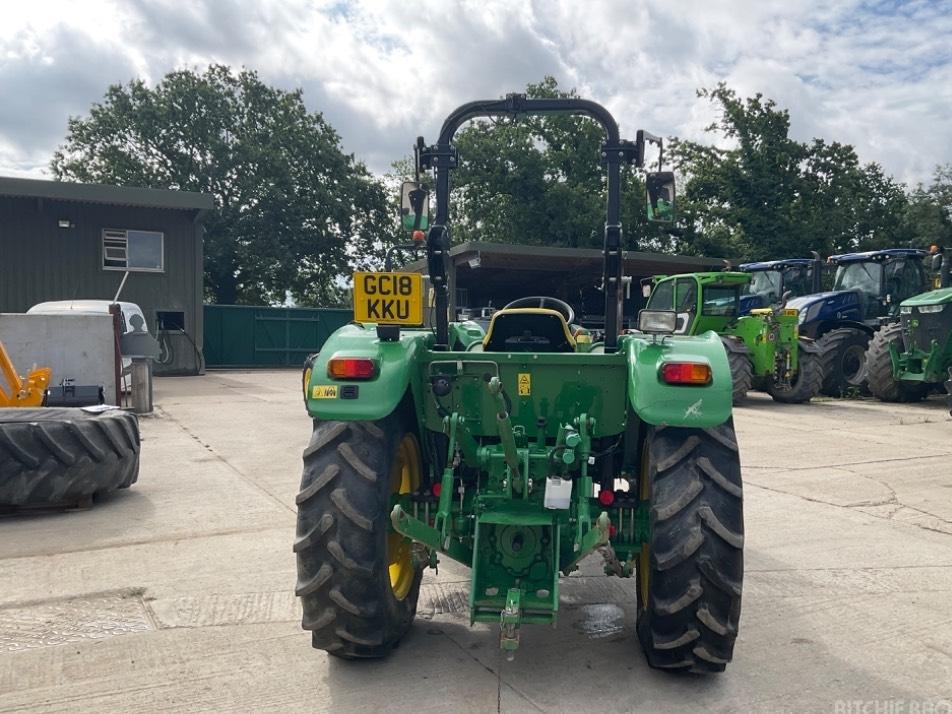 Tractor - John Deere 5050E