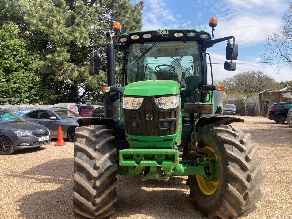 Tractor - John Deere 6130R