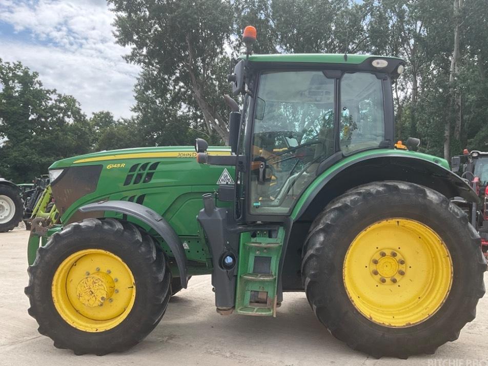 Tractor - John Deere 6145 R