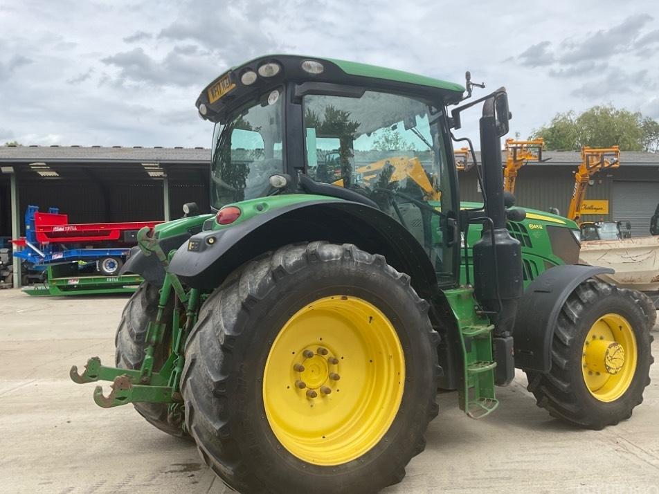 Tractor - John Deere 6145 R