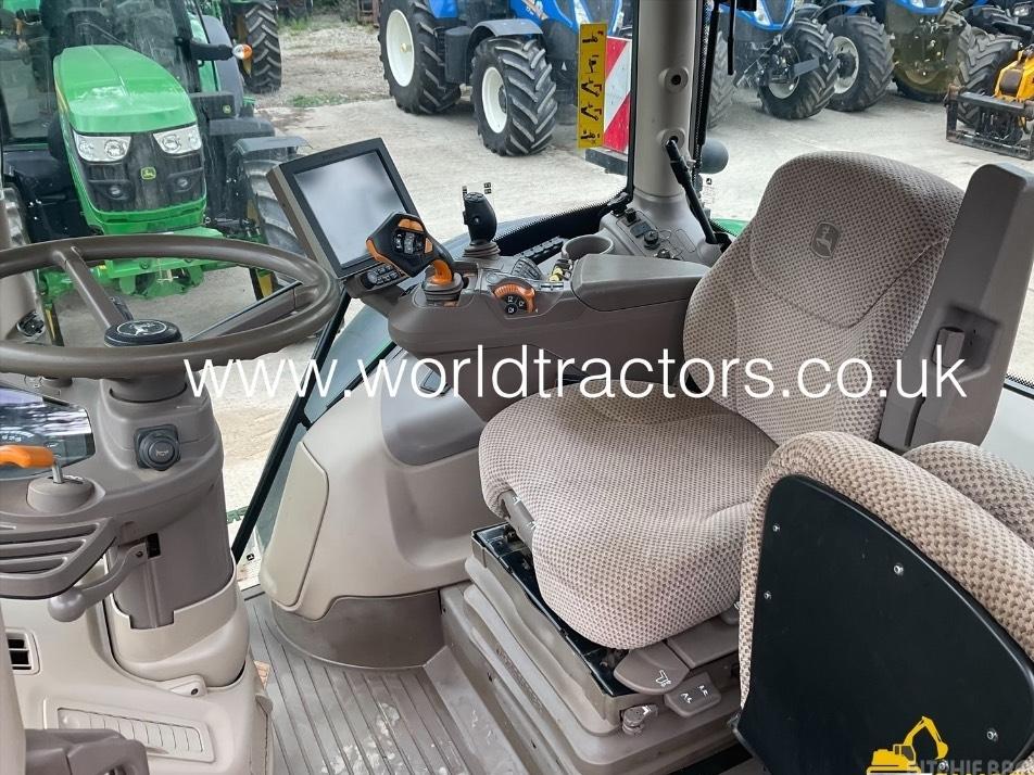 Tractor - John Deere 6215 R