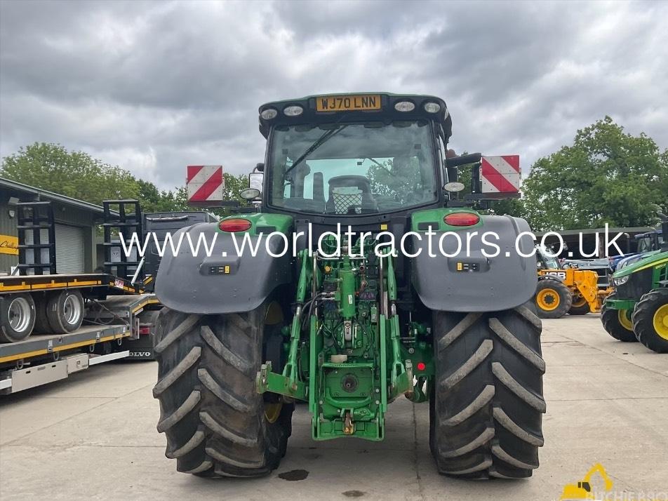 Tractor - John Deere 6215 R