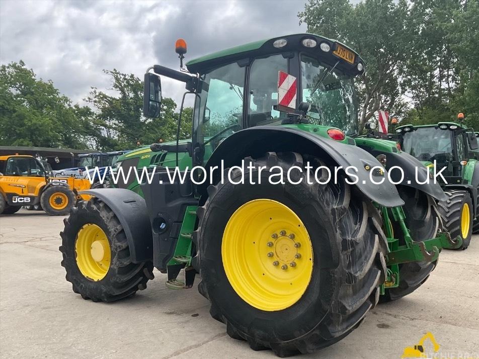 Tractor - John Deere 6215 R