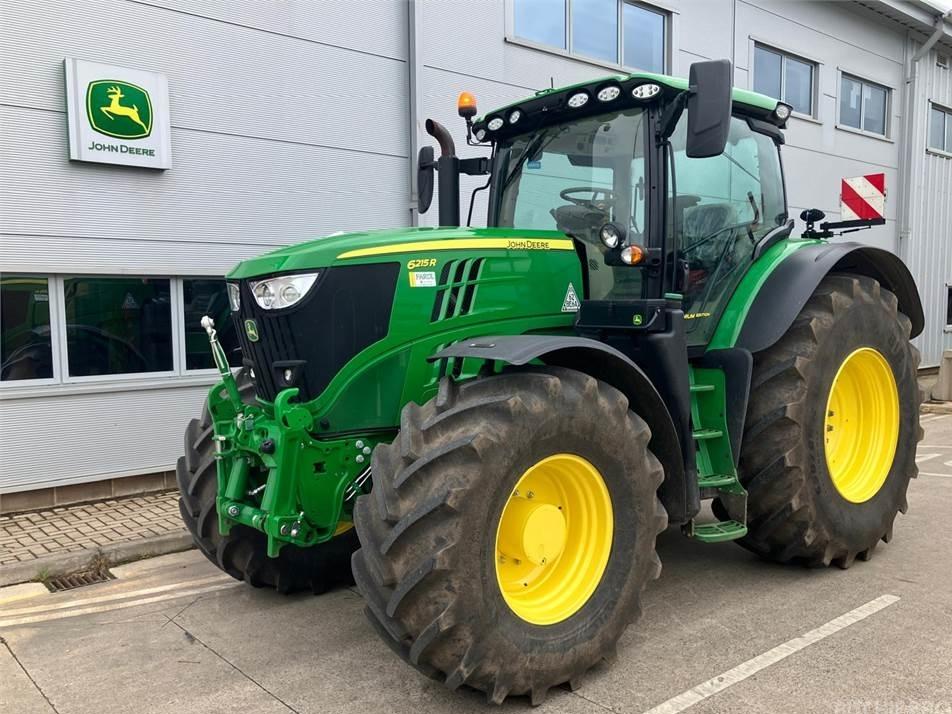 Tractor - John Deere 6215R
