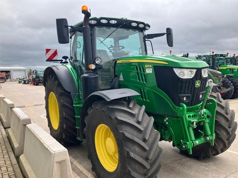Tractor - John Deere 6215R
