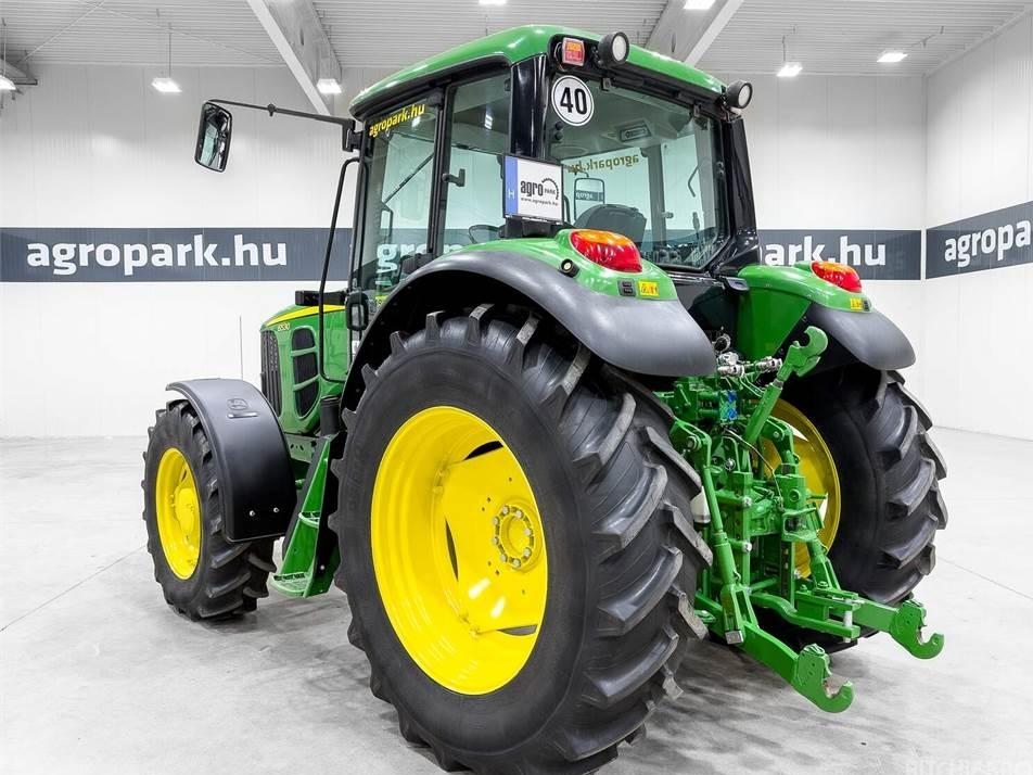 Tractor - John Deere 6530 tractor, PowerQuad, 6 cyl. JD engine, air bra