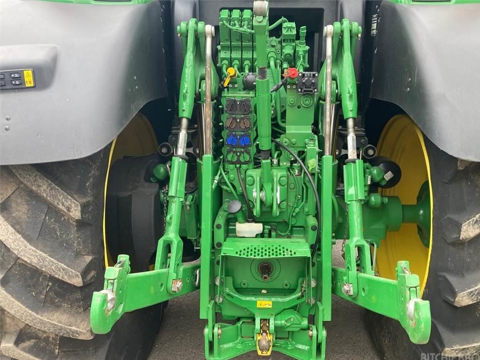 Tractor - John Deere 6R 195