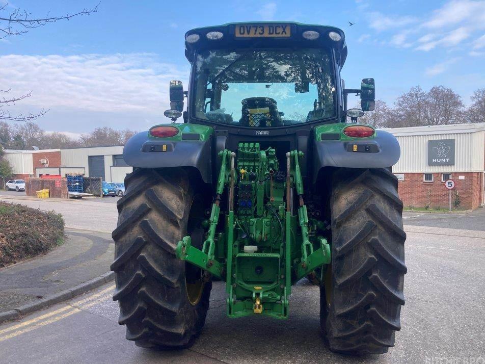 Tractor - John Deere 6R 215