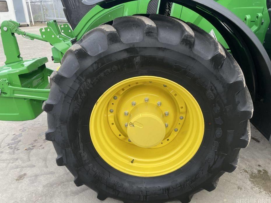 Tractor - John Deere 6R 250