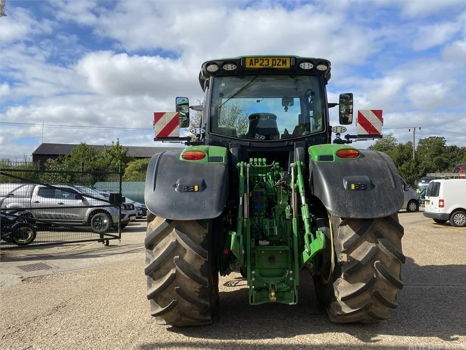 Tractor - John Deere 6R250