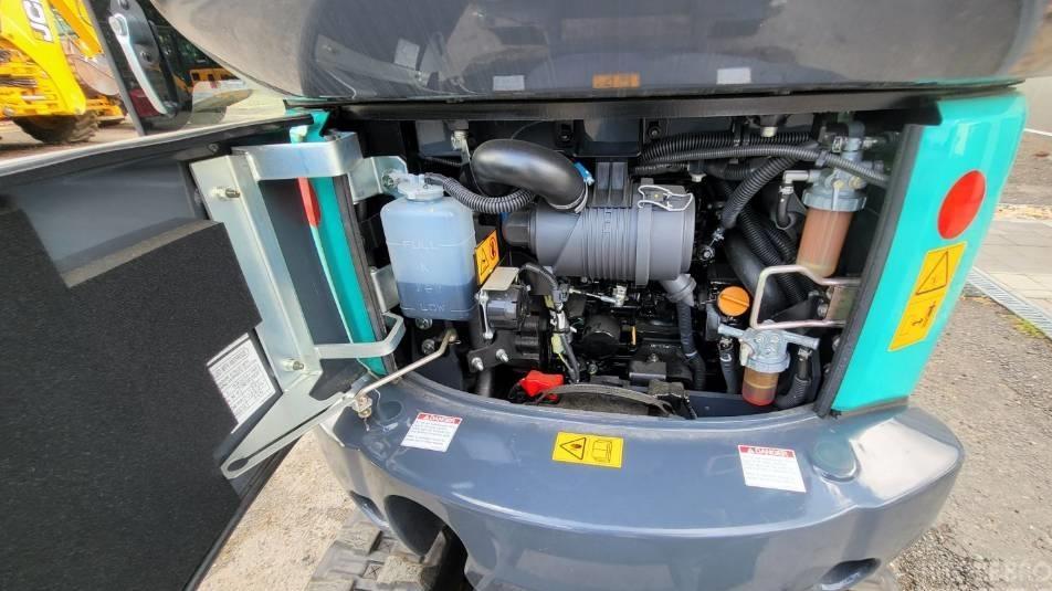 Miniexcavator - Kobelco SK 17 SR-3     2tonnes 2 buckets  04 hours new