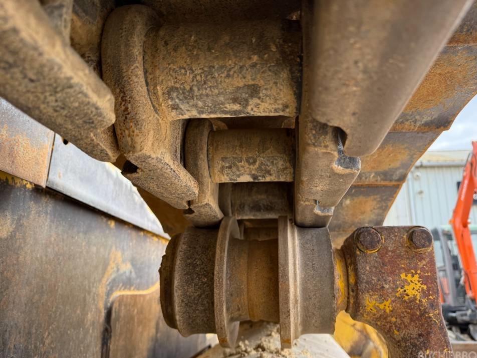 Buldozer - Komatsu D 155 AX-6