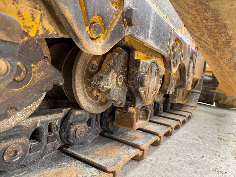 Buldozer - Komatsu D 155 AX-6