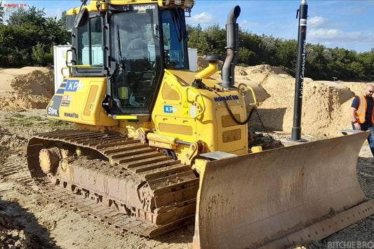 Buldozer - Komatsu D51 PX-24