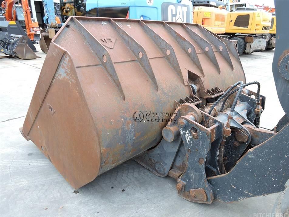 Incarcator frontal - Komatsu WA320