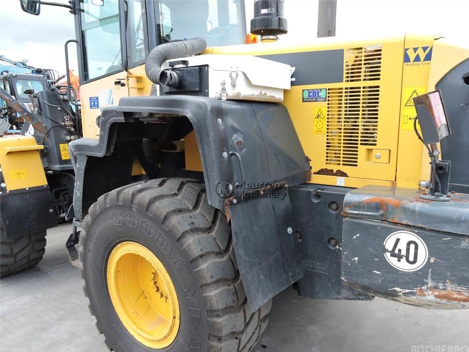Incarcator frontal - Komatsu WA320
