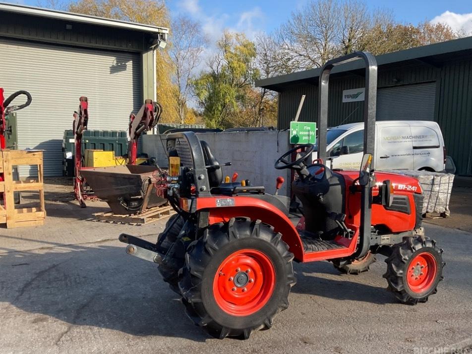 Tractor - Kubota B 1241