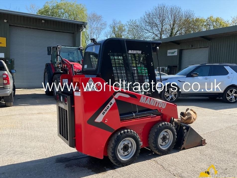 Mini incarcator - Manitou 850 R