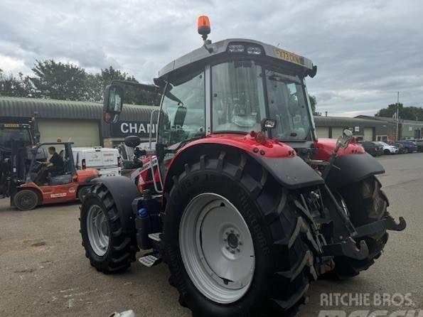 Tractor - Massey Ferguson 5S.145