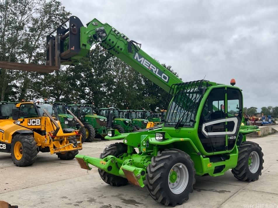 Incarcator frontal - Merlo P 40.13