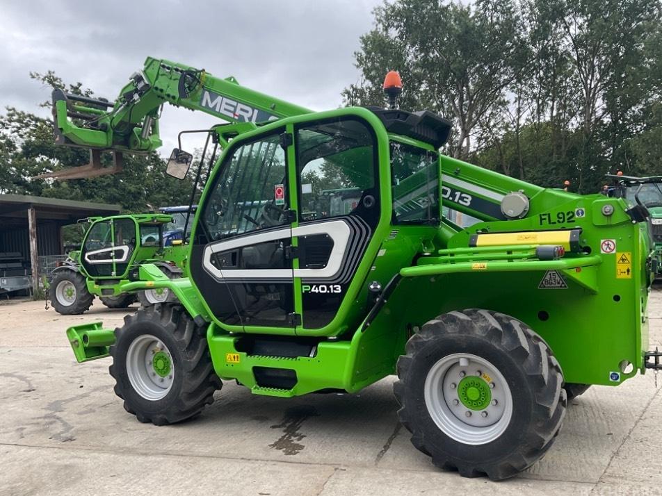 Incarcator frontal - Merlo P 40.13