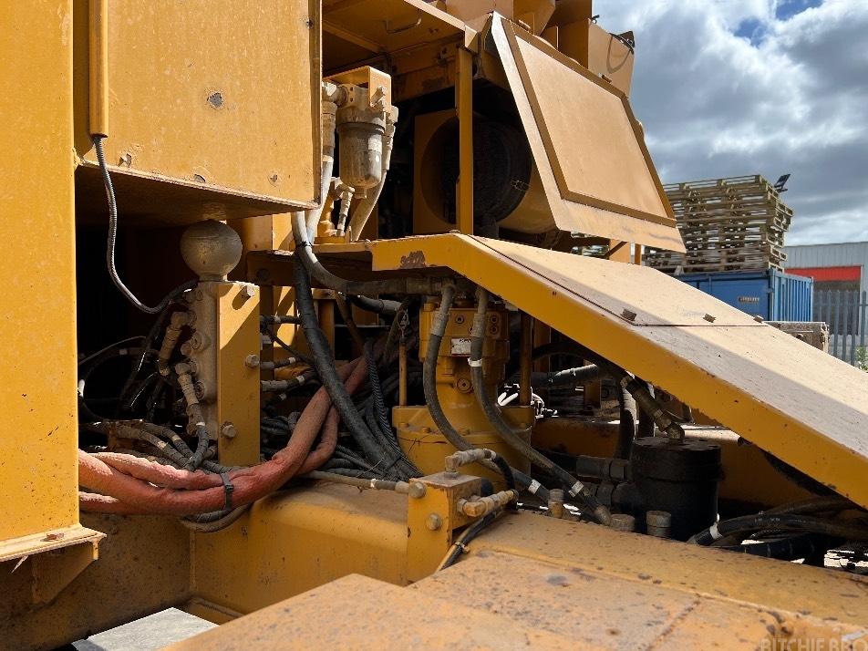 Dumper - Morooka MST 2200 V D R