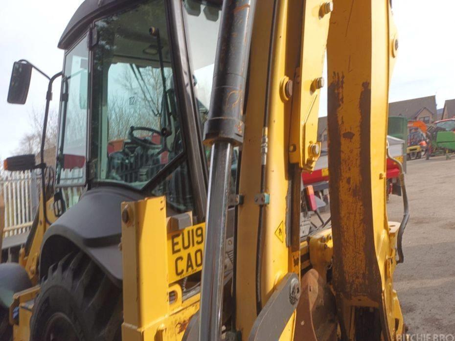 Buldoexcavator - New Holland B 100