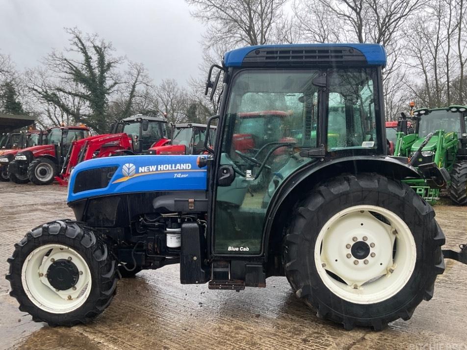 Tractor - New Holland T 4.85