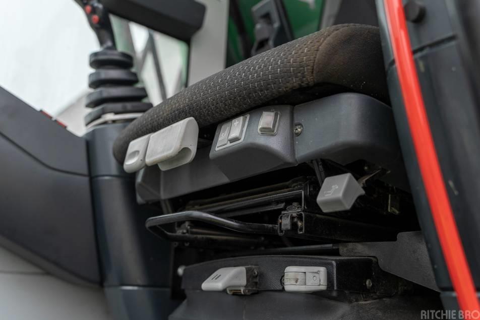 Excavator pe roti - Sennebogen 821 E