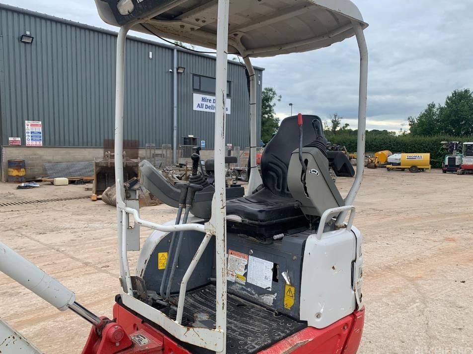 Miniexcavator - Takeuchi TB 215 R