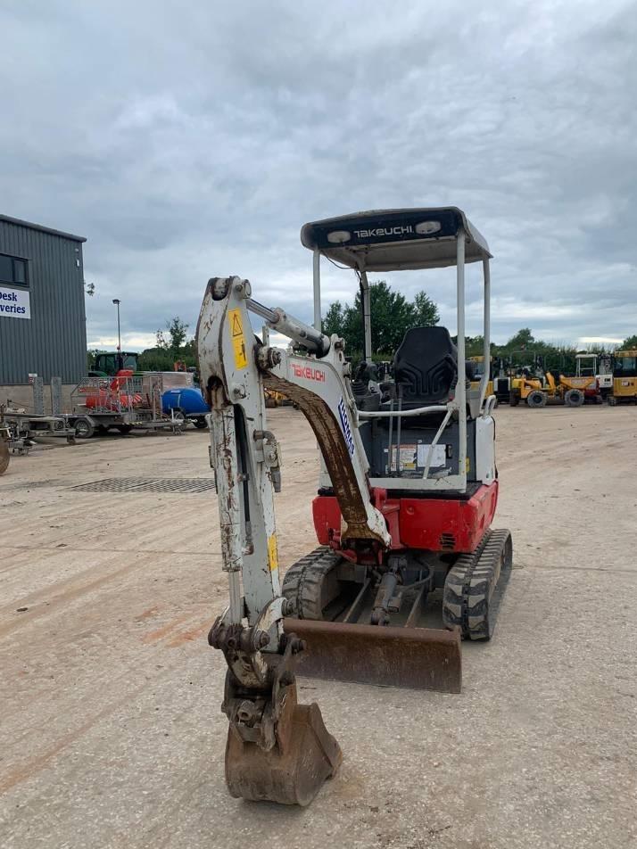 Miniexcavator - Takeuchi TB 215 R