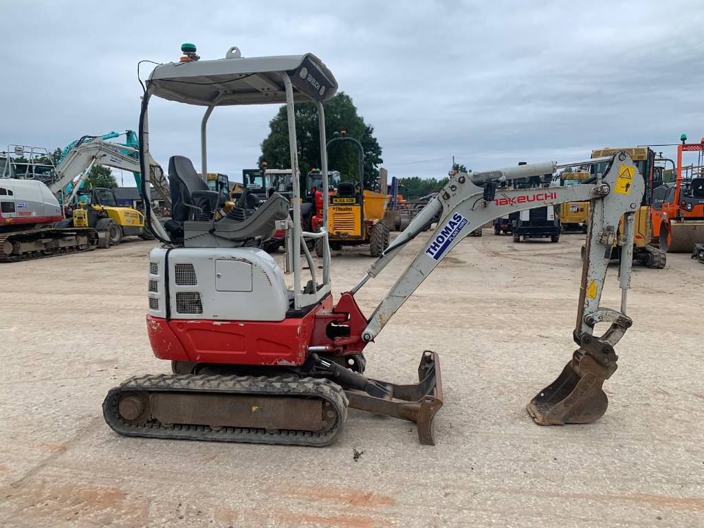 MINIEXCAVATOR TAKEUCHI TB 215R - VASTech Machinery