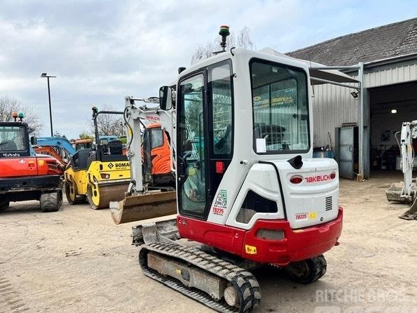 Miniexcavator - Takeuchi TB 225