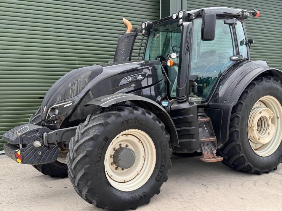 Tractor - Valtra T 174