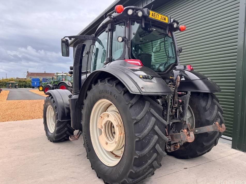 Tractor - Valtra T 174