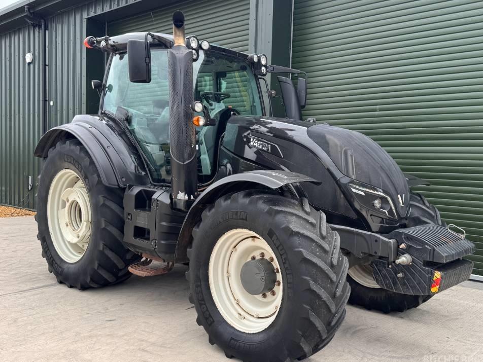 Tractor - Valtra T 174