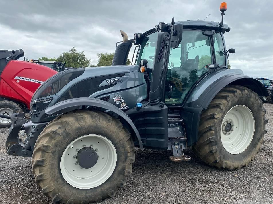 Tractor - Valtra T 174EA